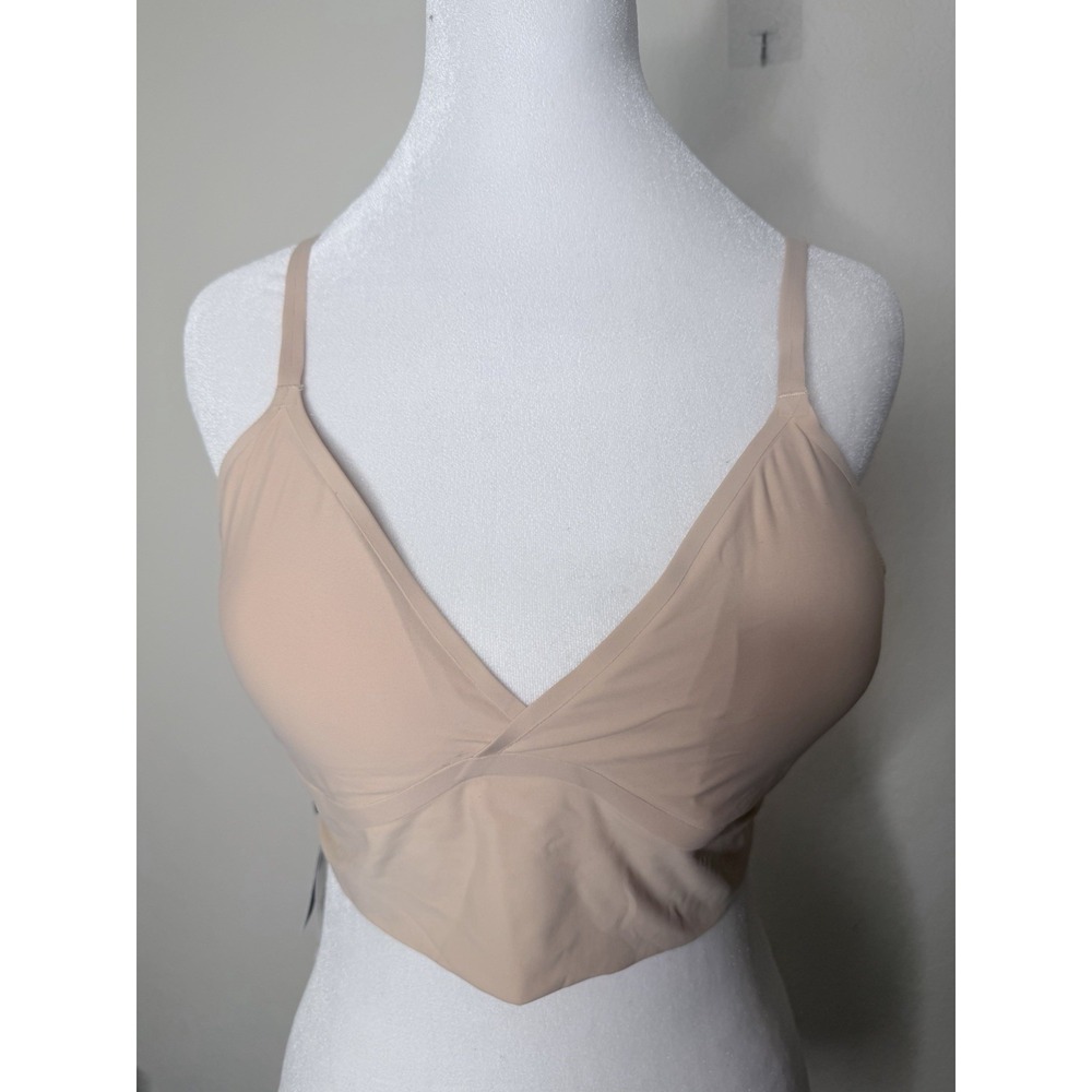 NWT Abercrombie Fitch Bralette XL Nude‎ Beige Seamless V Neck Wrap Bra